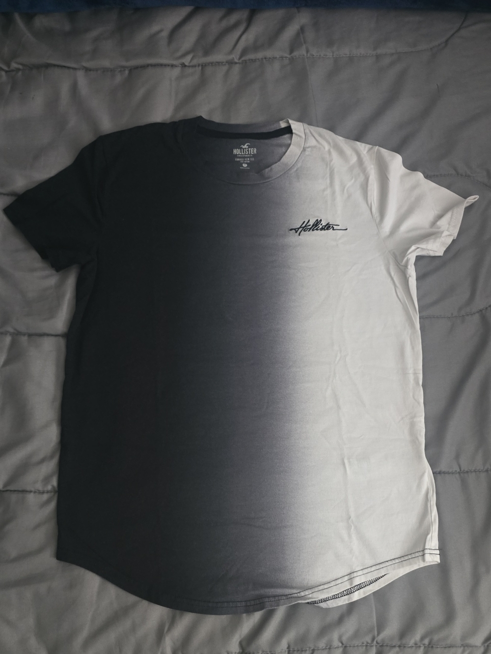 Hollister Men's Black-to-White Ombre Crew Tee